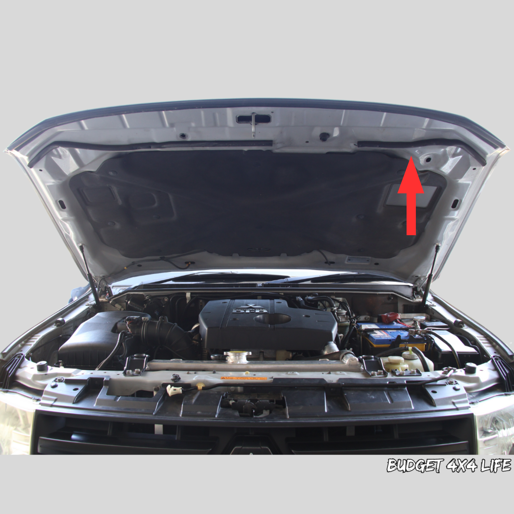 Bonnet Rubber Seals for Mitsubishi Pajero NS, NT, NW, NX (2006–2021)