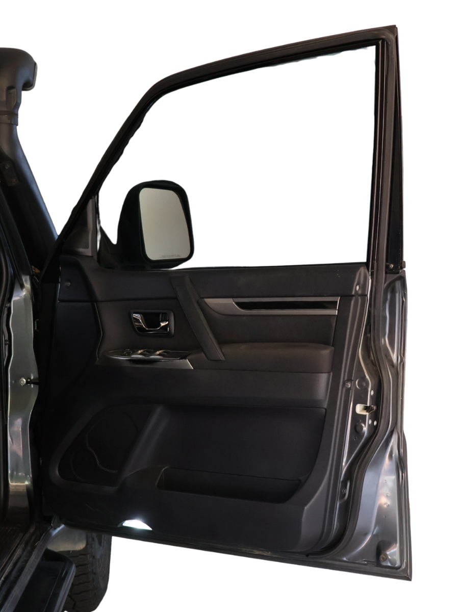 Door Rubber Seals for Mitsubishi Pajero NM-NX (2000–2021)