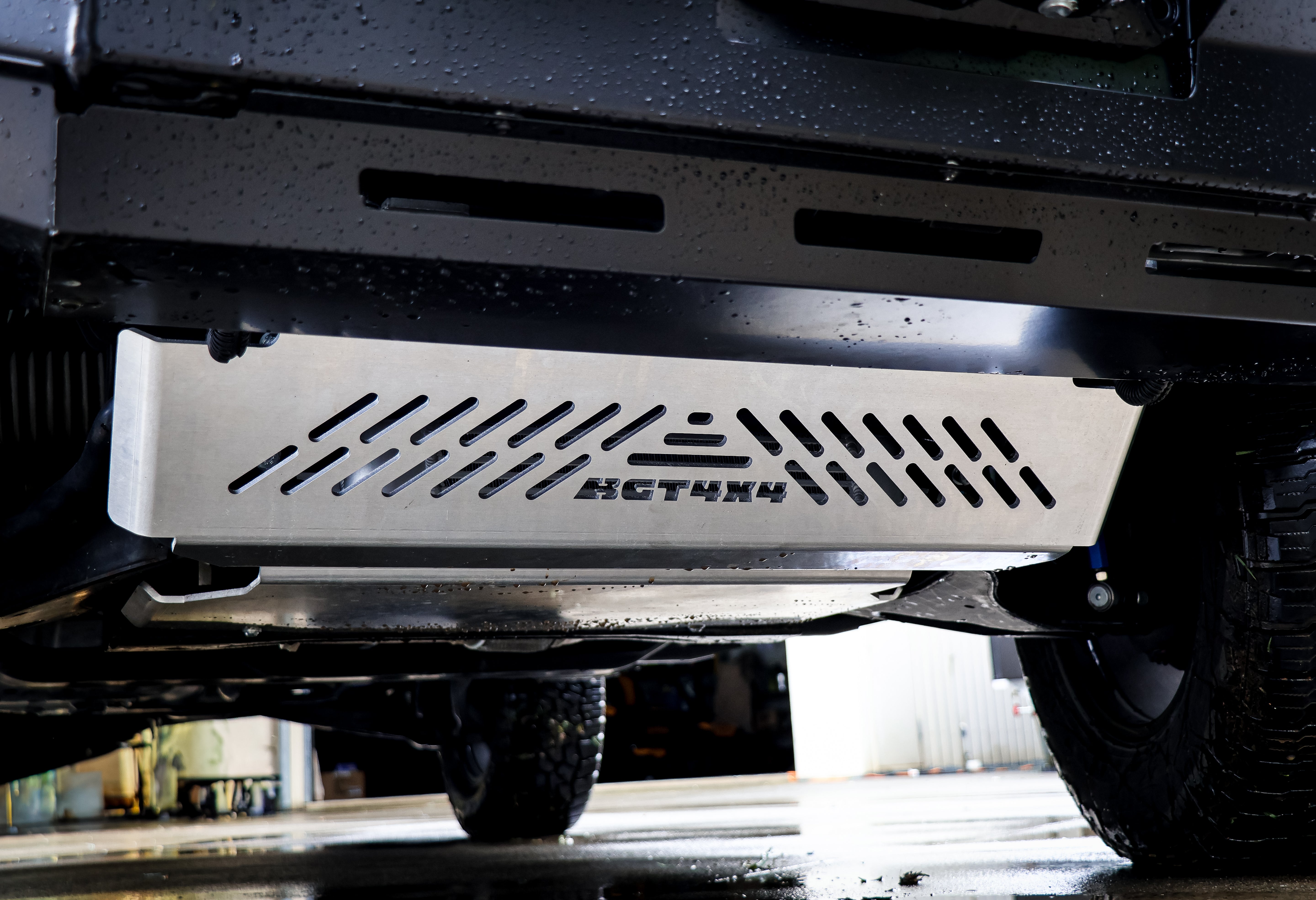 6mm Aluminium Intercooler and Sump Bash Plates for Mitsubishi Pajero NM, NP, NS, NT, NW, NX (2000–2022)