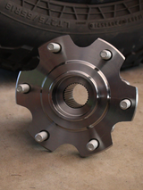 Japanese-Made Wheel Bearing Hub for Mitsubishi Pajero NS, NT, NW, NX (LWB, 2006–2021)