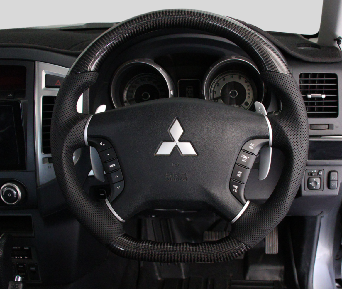 Carbon Fibre Performance Steering Wheel for Mitsubishi Pajero NS, NT, NW, NX (2006–2021)