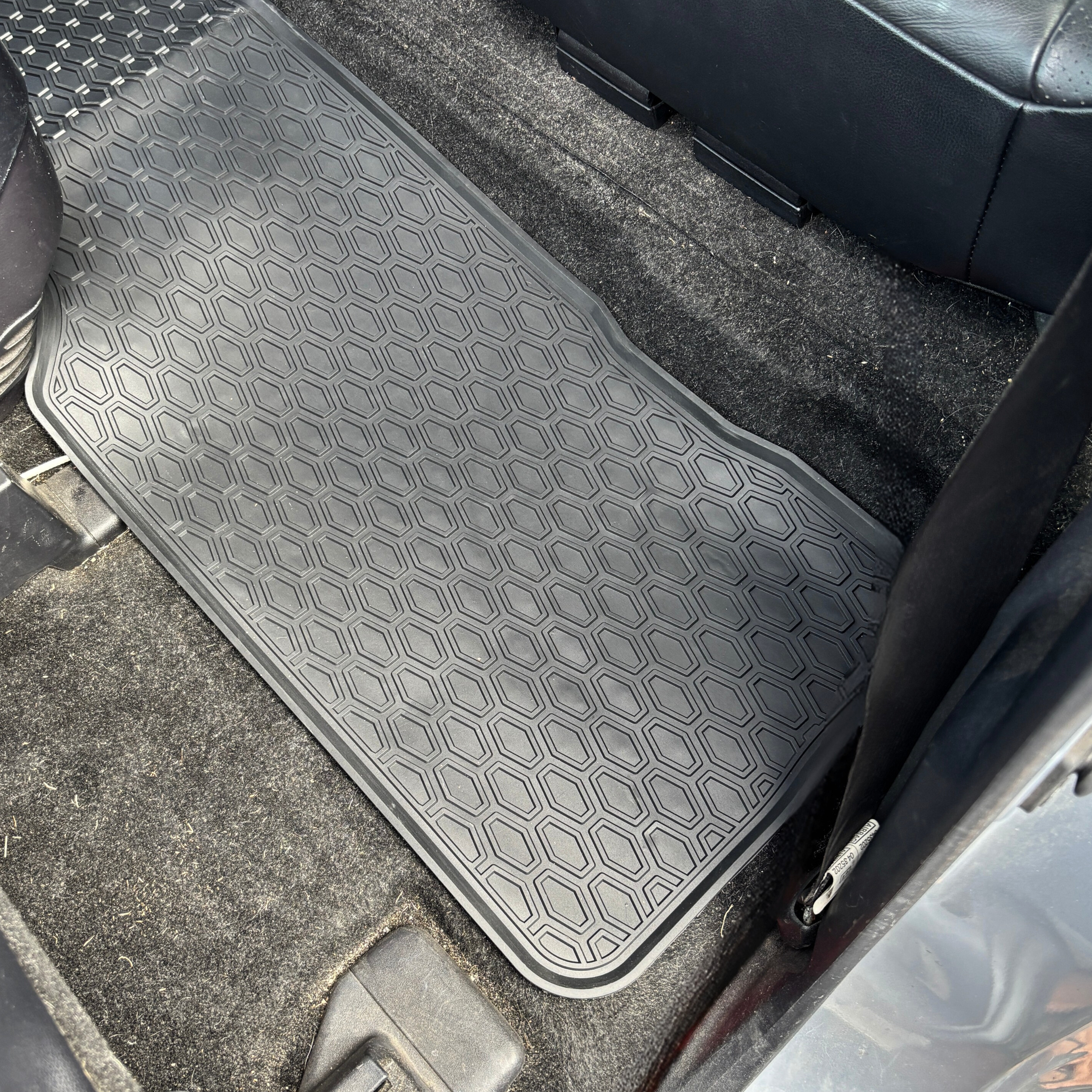 Rubber Floor Mats for SWB Mitsubishi Pajero (2006+)