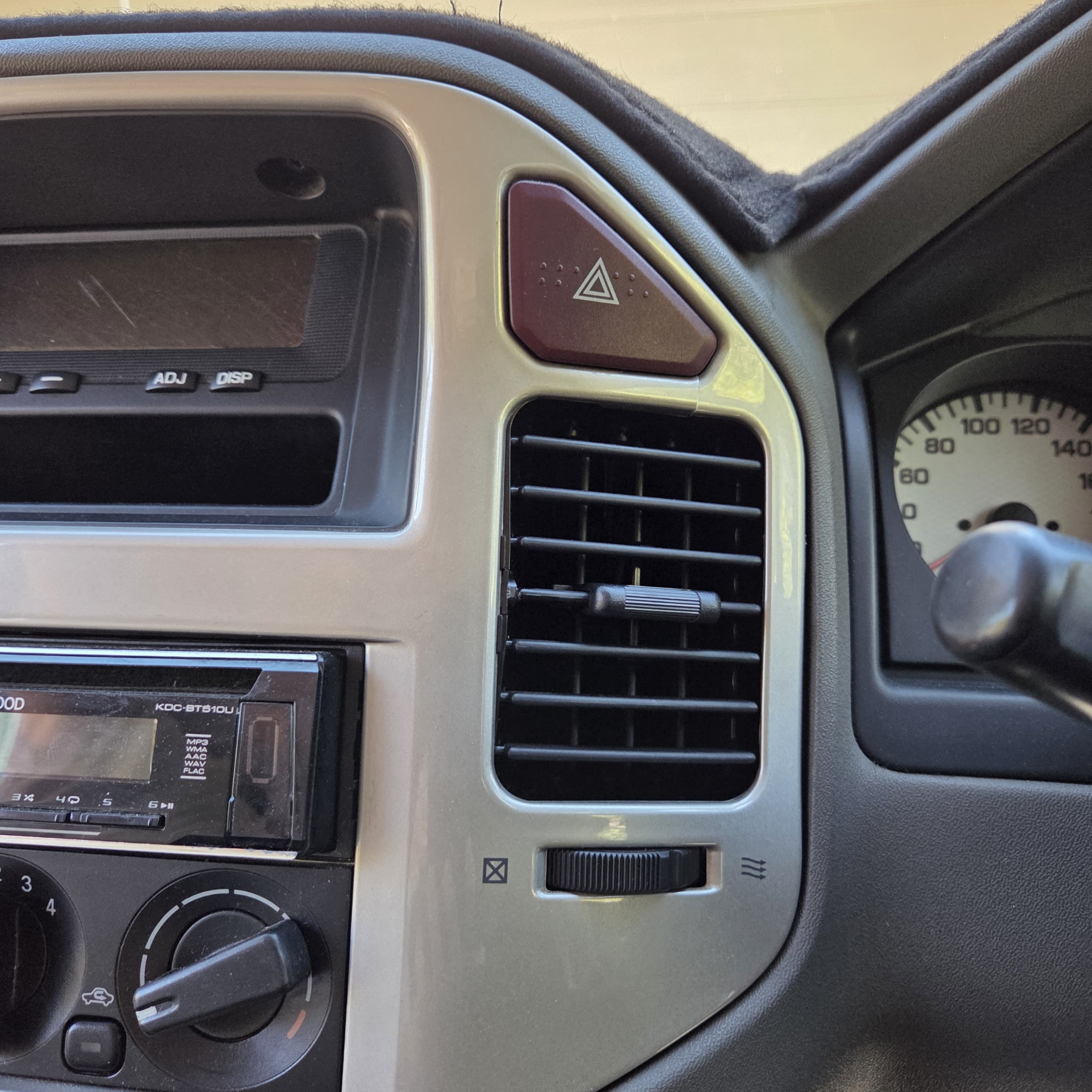 Air Conditioning Vent Replacements for Mitsubishi Pajero NM-NP (1999-2006)