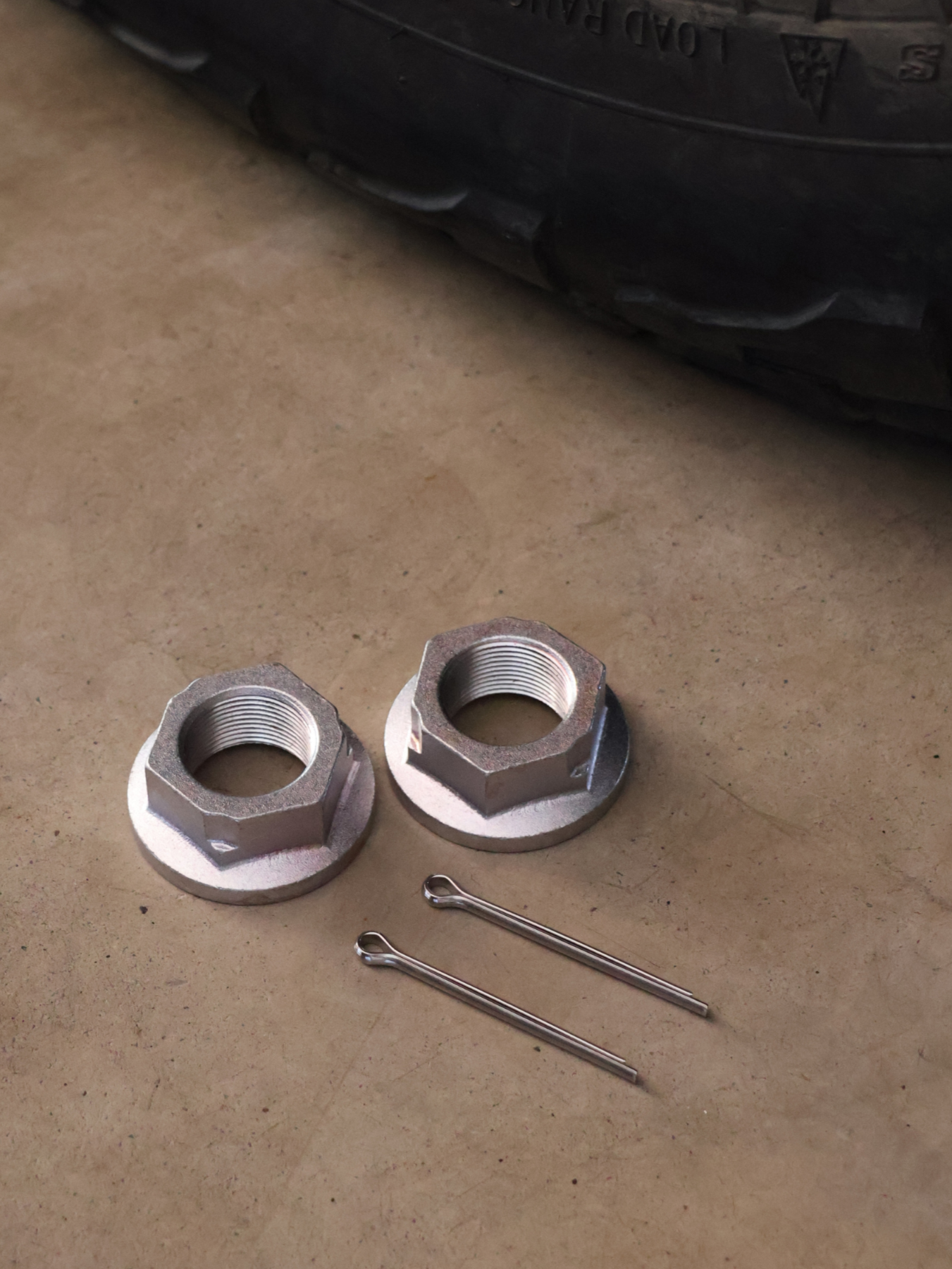 Genuine Front Wheel Hub Nuts for Mitsubishi Pajero NS, NT, NW, NX (2006–2021)