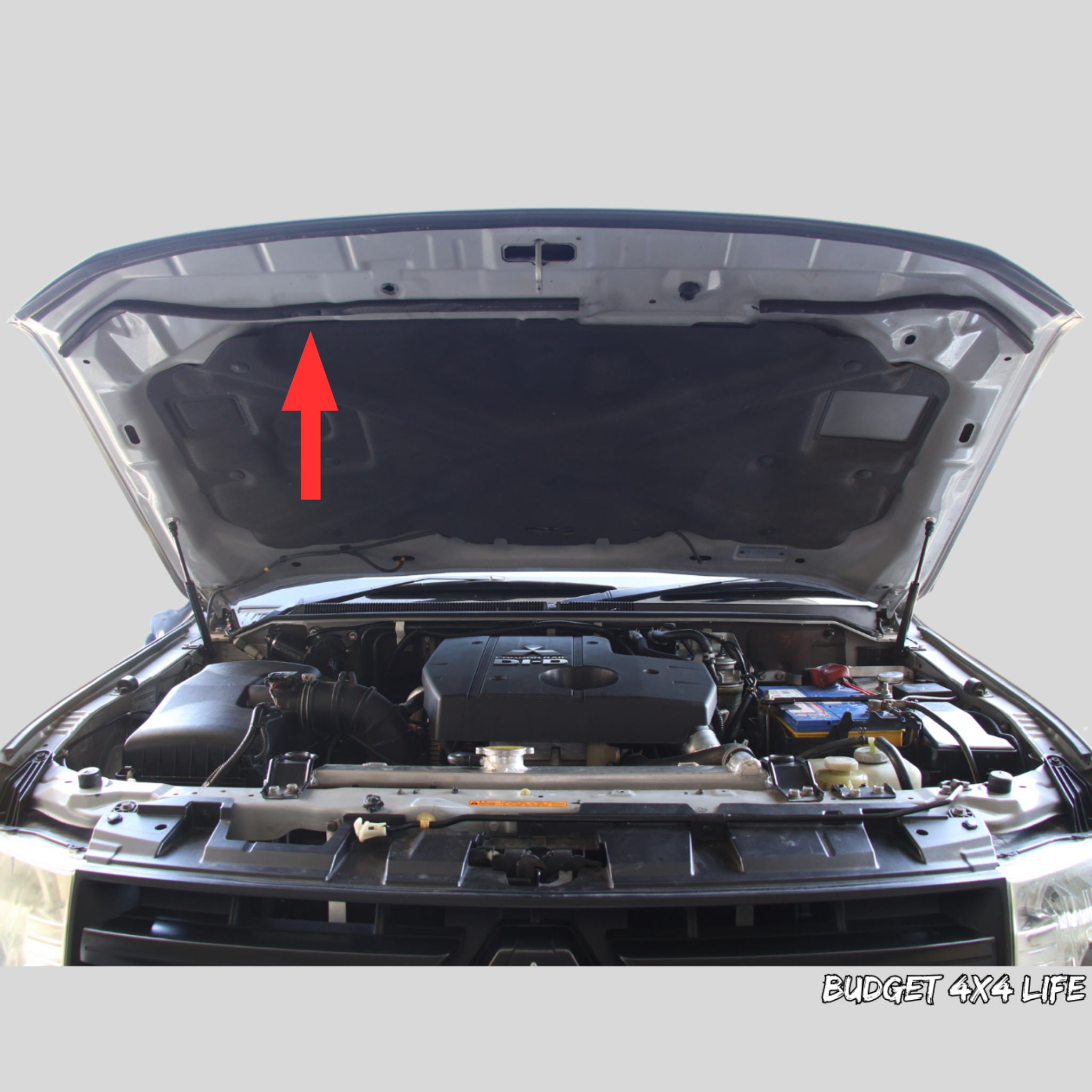 Bonnet Rubber Seals for Mitsubishi Pajero NS, NT, NW, NX (2006–2021)