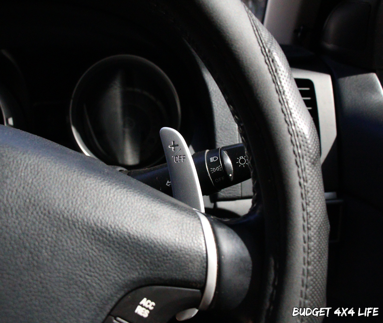 Plug & Play Paddle Shifter Kit for Mitsubishi Pajero (2006-2021)