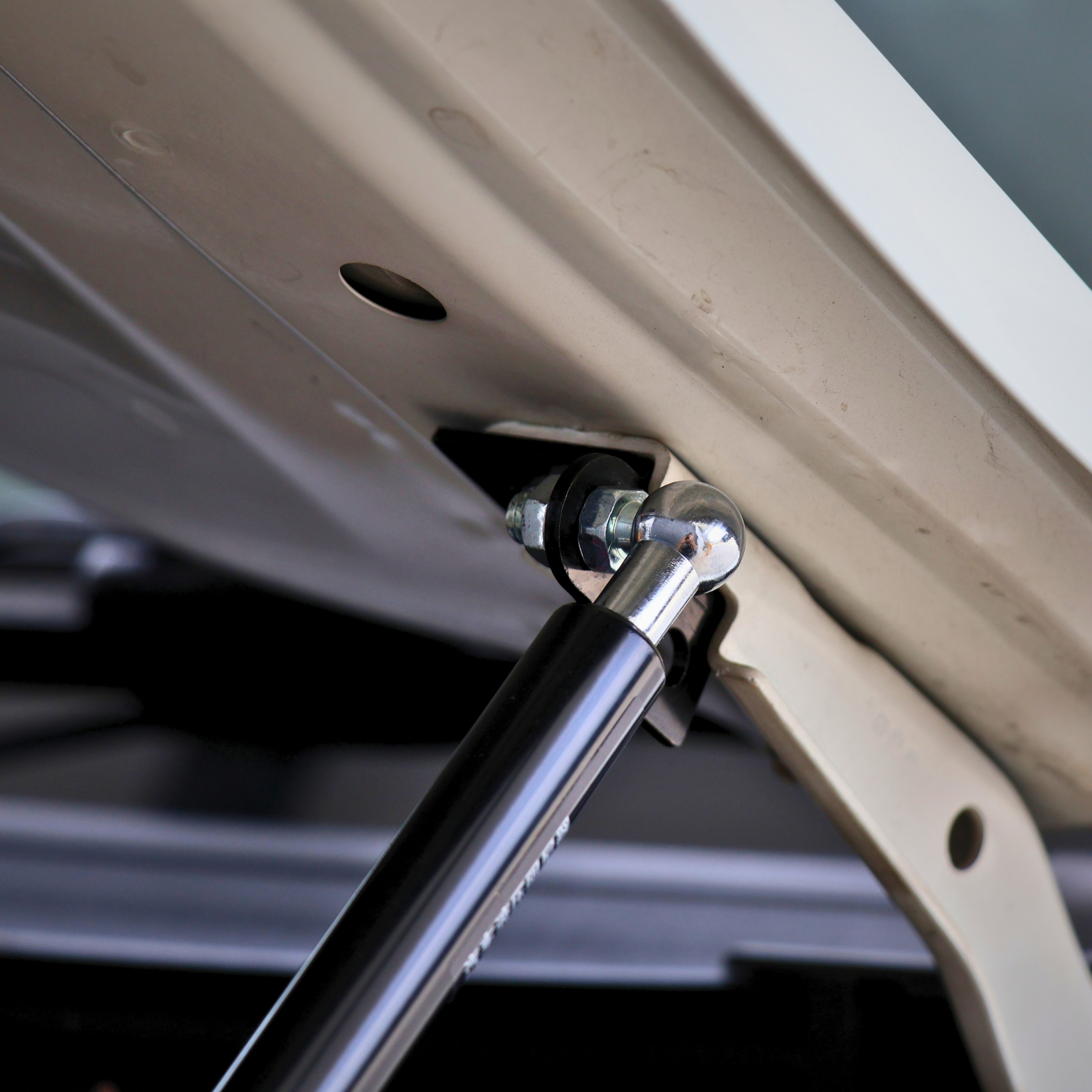 Bonnet Strut Kit for Mitsubishi Pajero Sport QE (2015-2019)