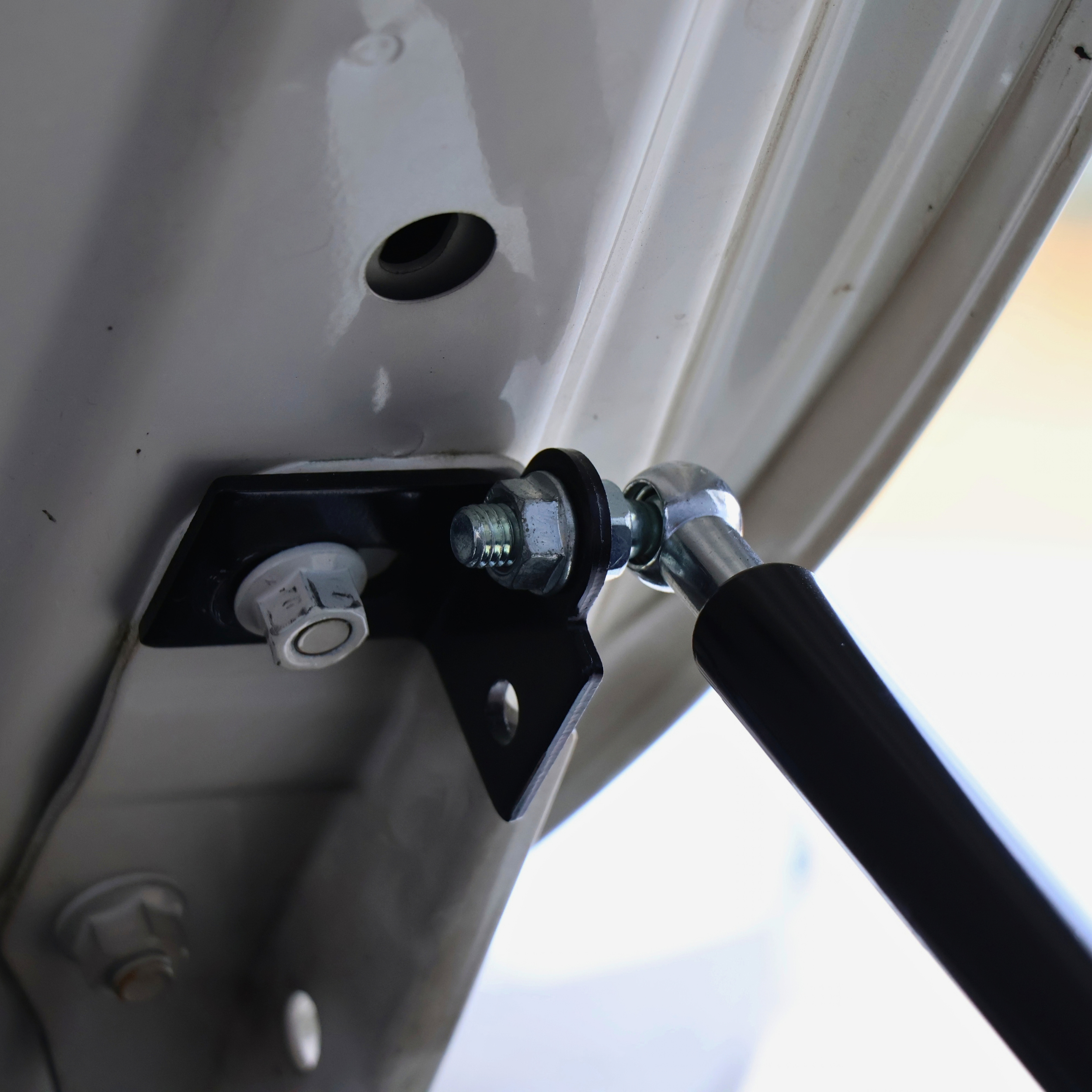 Bonnet Strut Kit for Mitsubishi Pajero Sport QE (2015-2019)