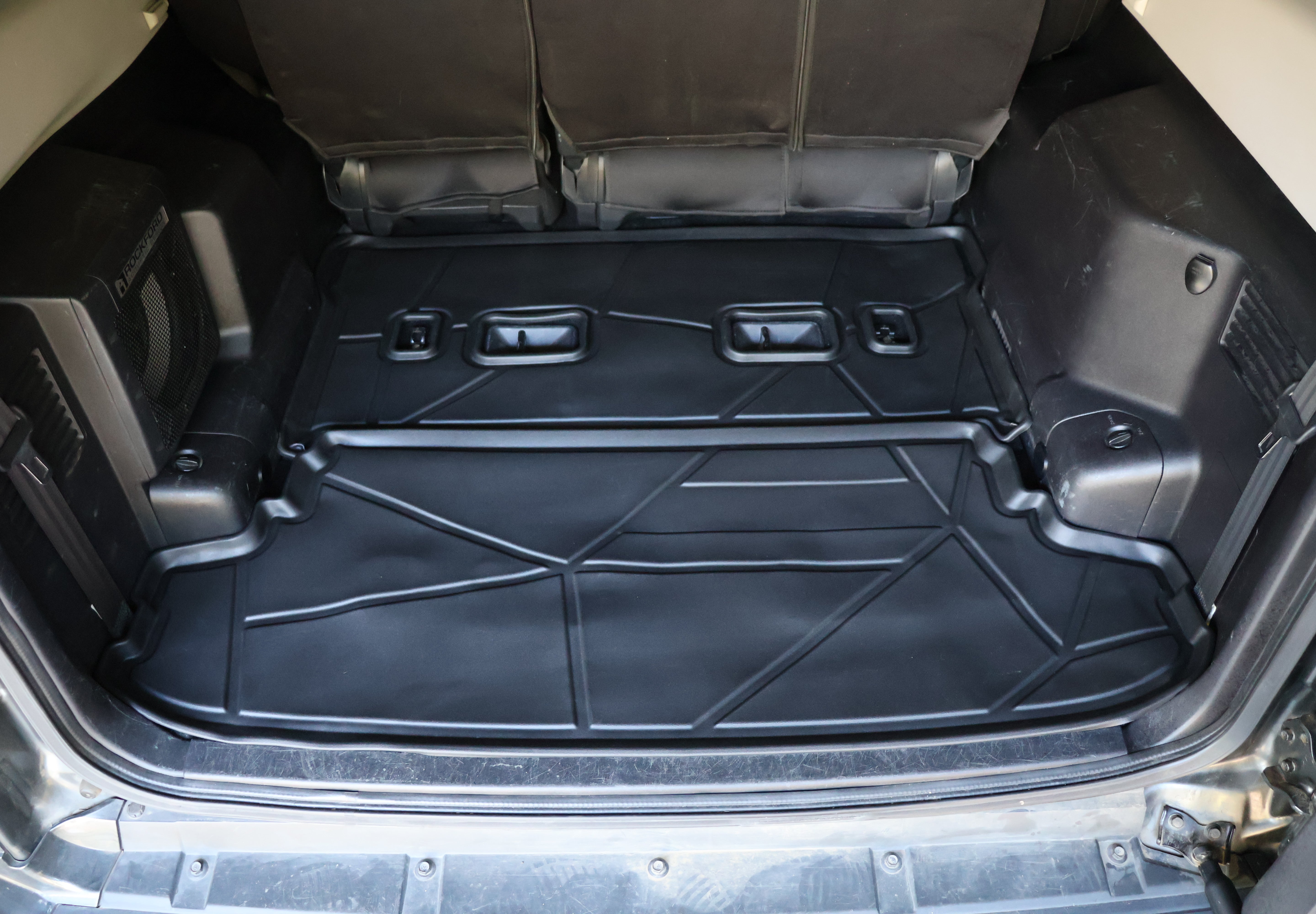 Boot Cargo Liner Set for Mitsubishi Pajero NM–NX (2000–2021) - 7-Seat Compatible