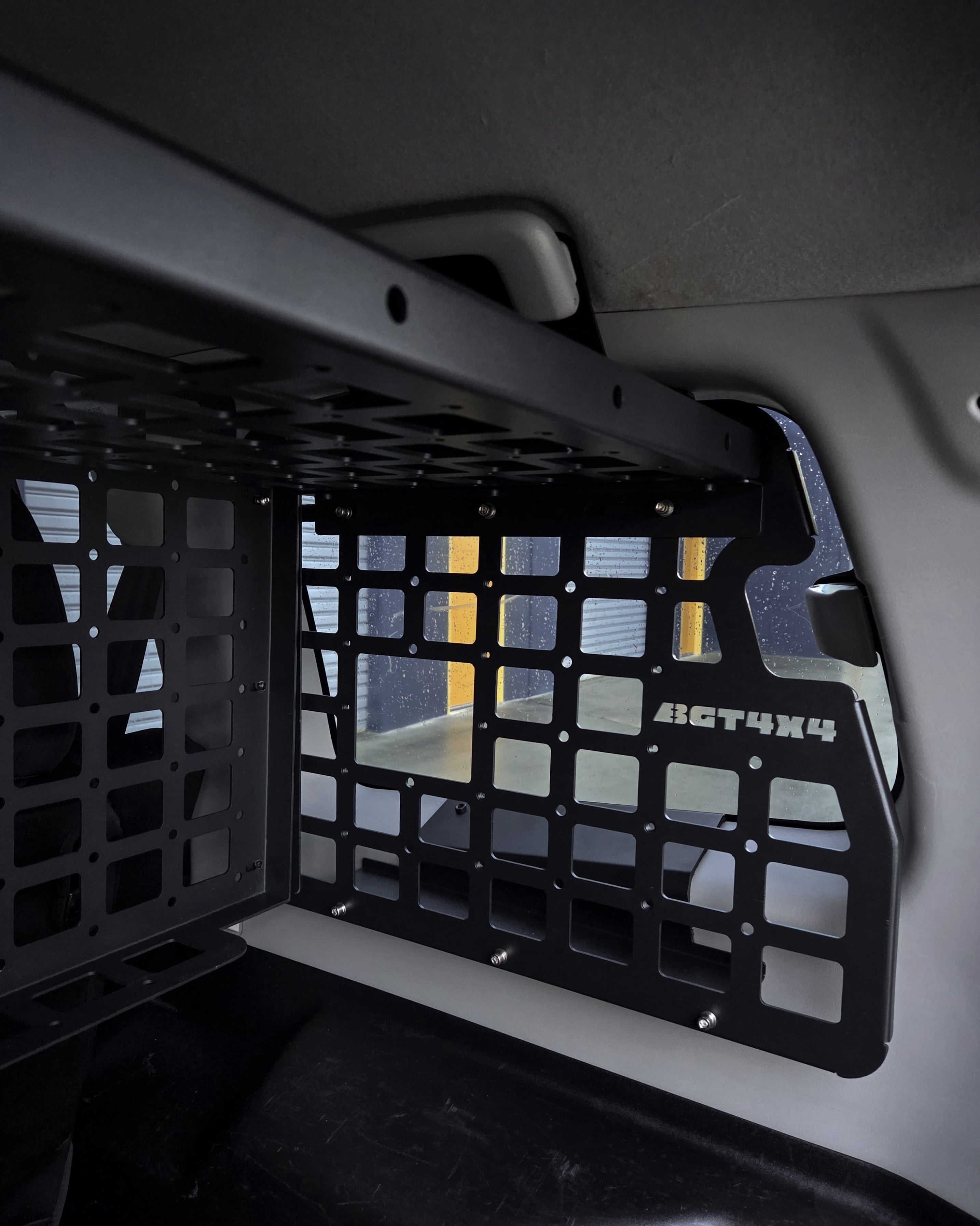 Rear Window MOLLE Panels for Mitsubishi Pajero NS-NX LWB (2006–2021)
