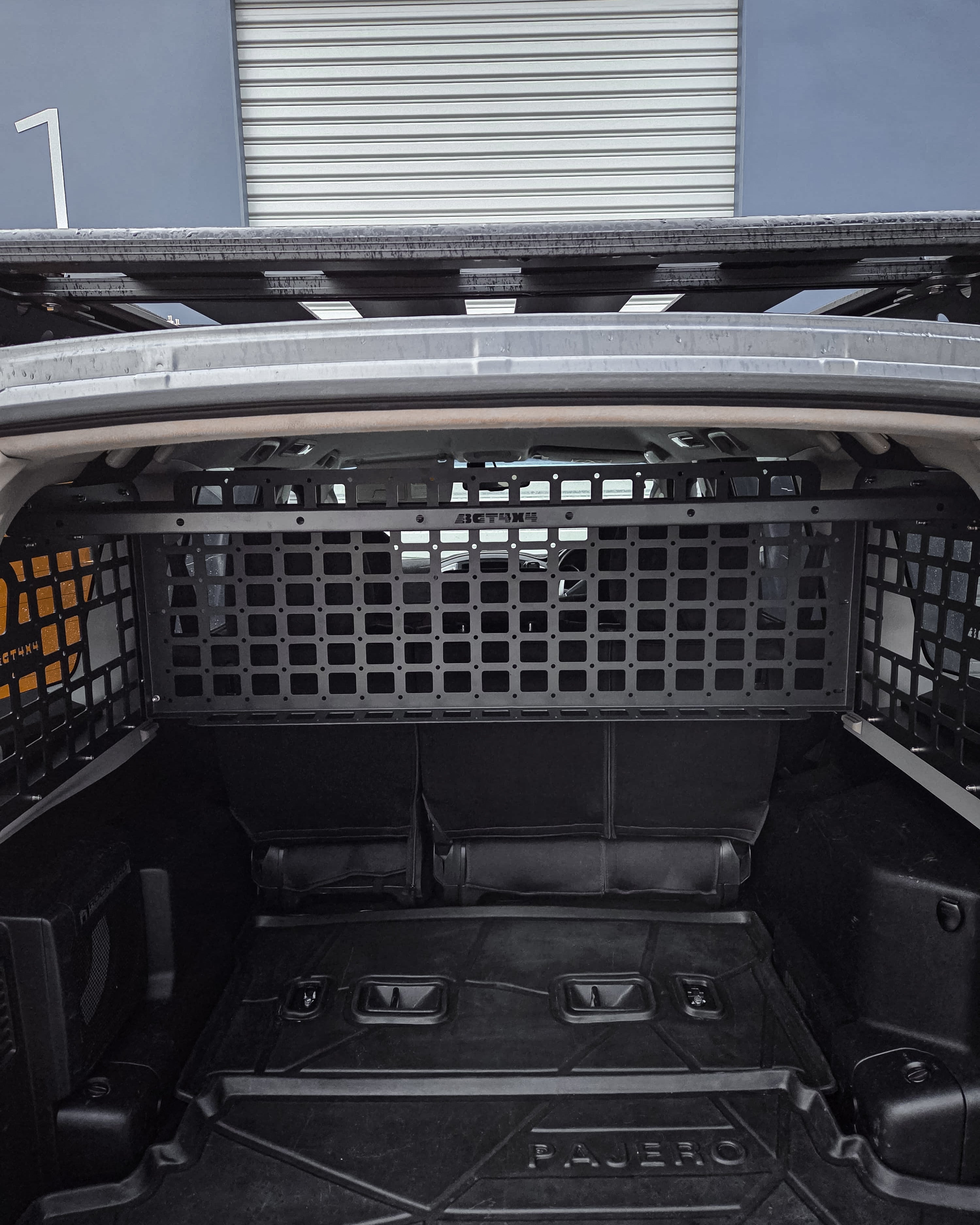 Rear Window MOLLE Panels for Mitsubishi Pajero NS-NX LWB (2006–2021)