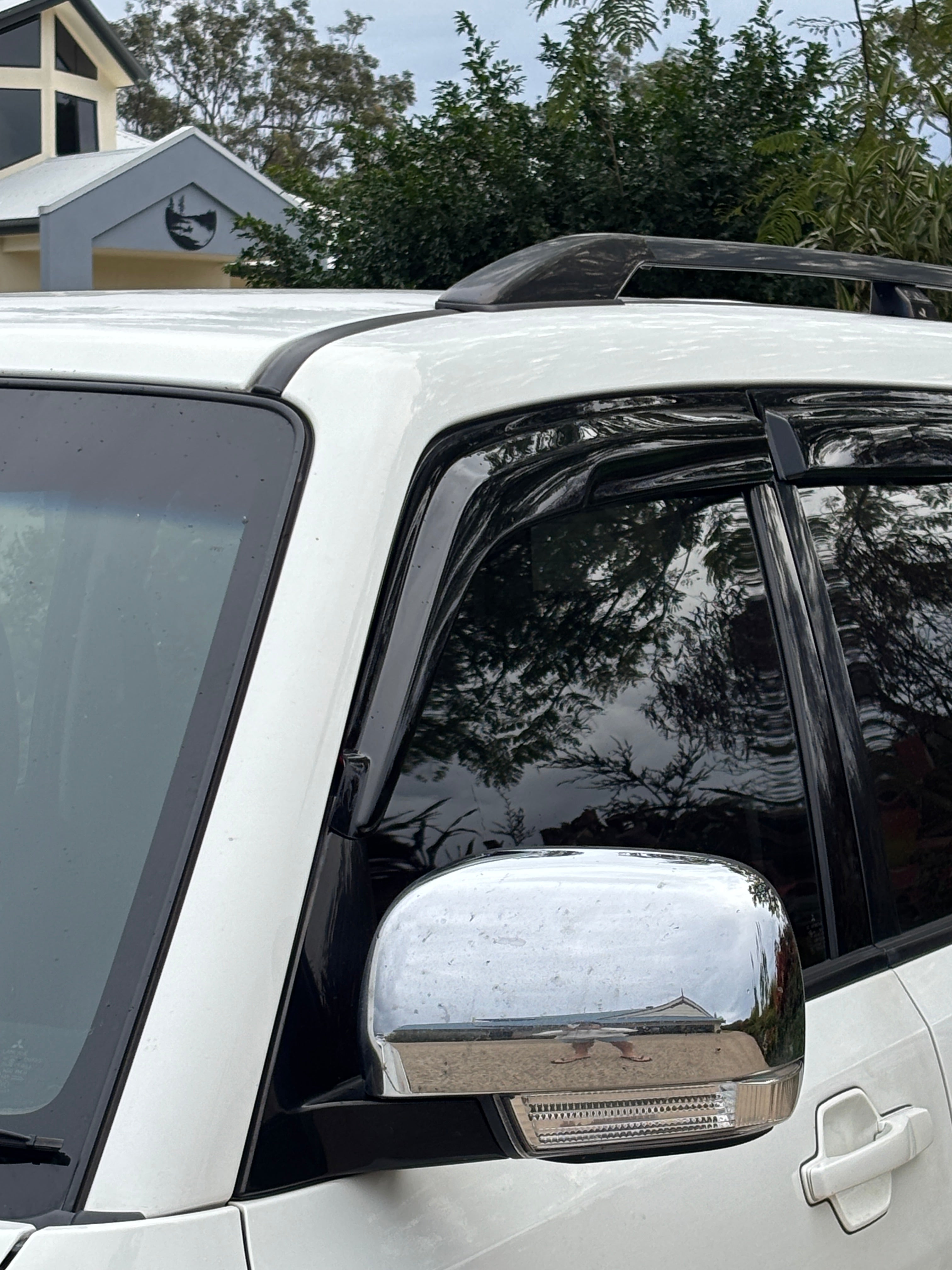 Weather Shields for Mitsubishi Pajero LWB NS, NT, NW, NX (2006–2021) - Imperfect Stock
