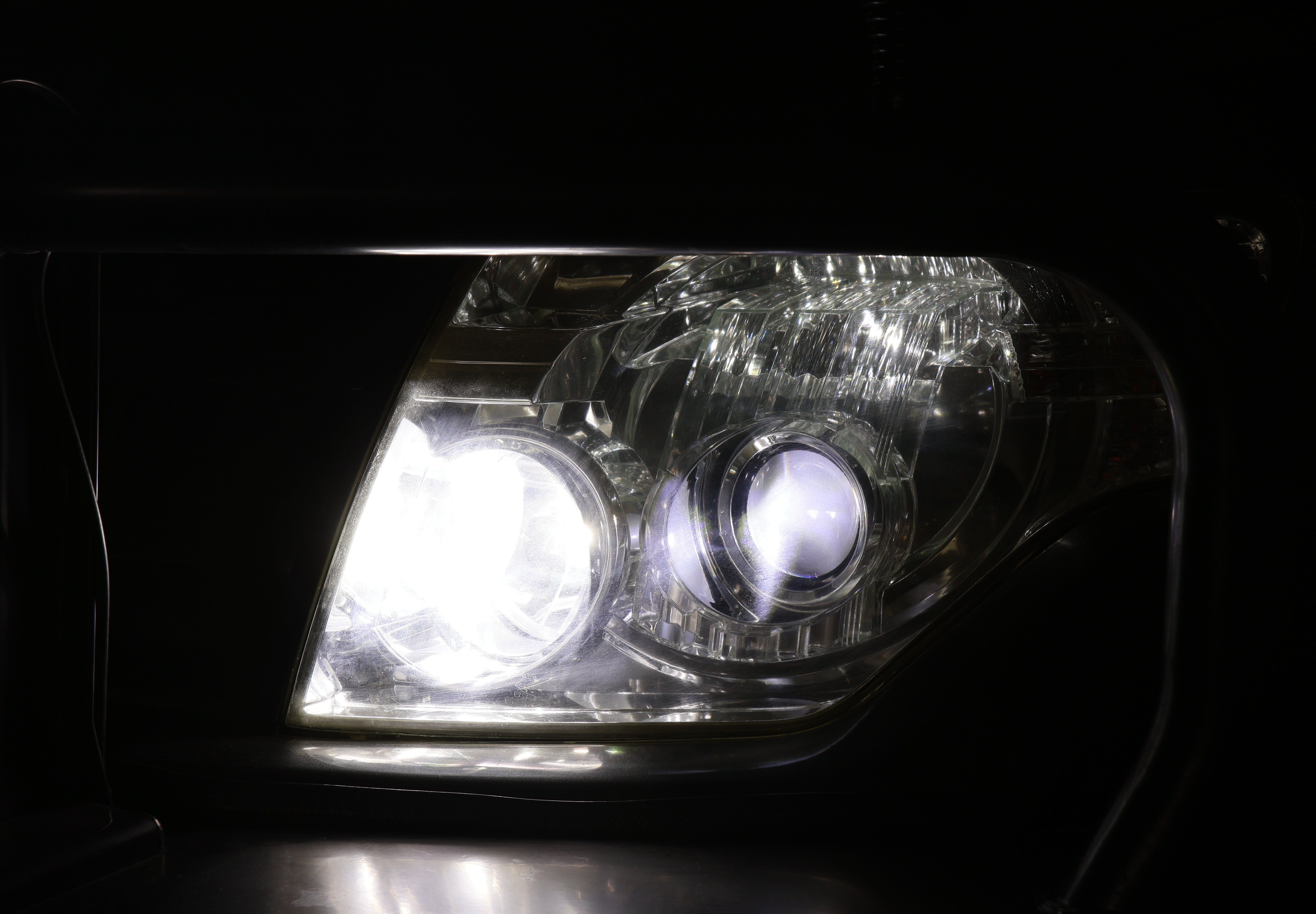 LED Headlight Set H8-H11 for Mitsubishi Pajero NS, NT, NW, NX (2006–2021)