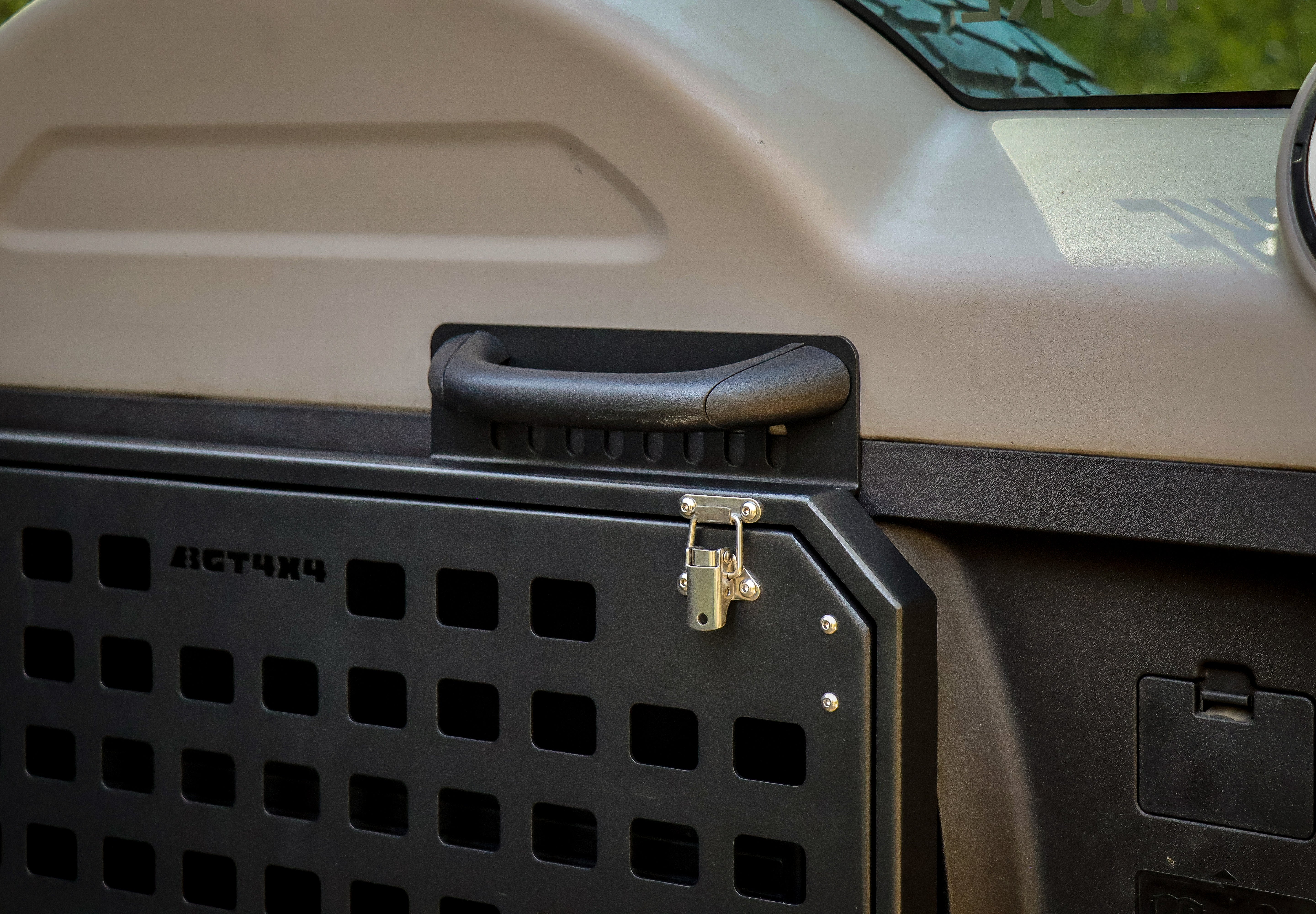 Mini Rear Door Table for Mitsubishi Pajero NS, NT, NW, NX (2006–2021)