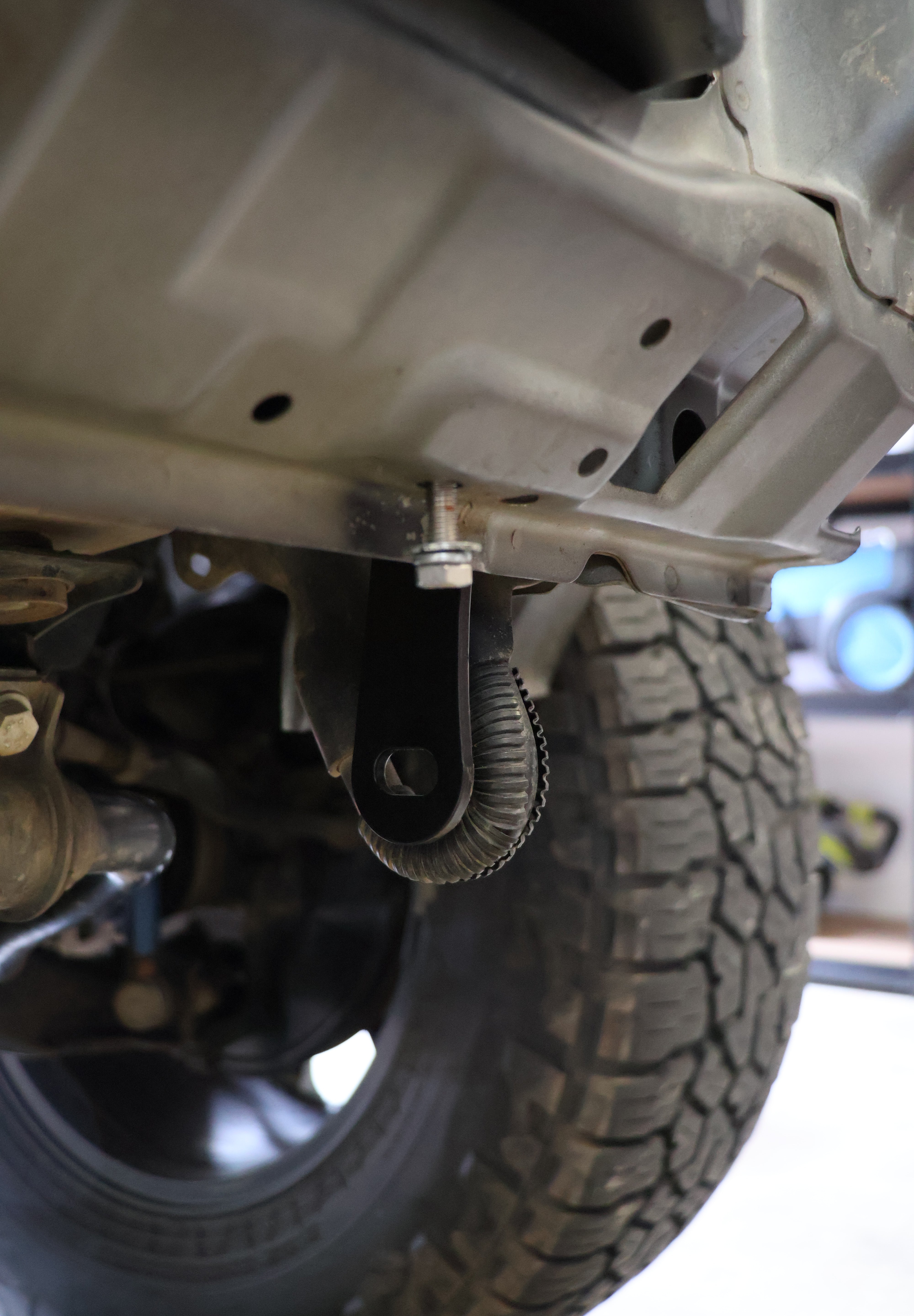 Hidden Winch Cradle for Mitsubishi Pajero NM-NX (2000-2021)