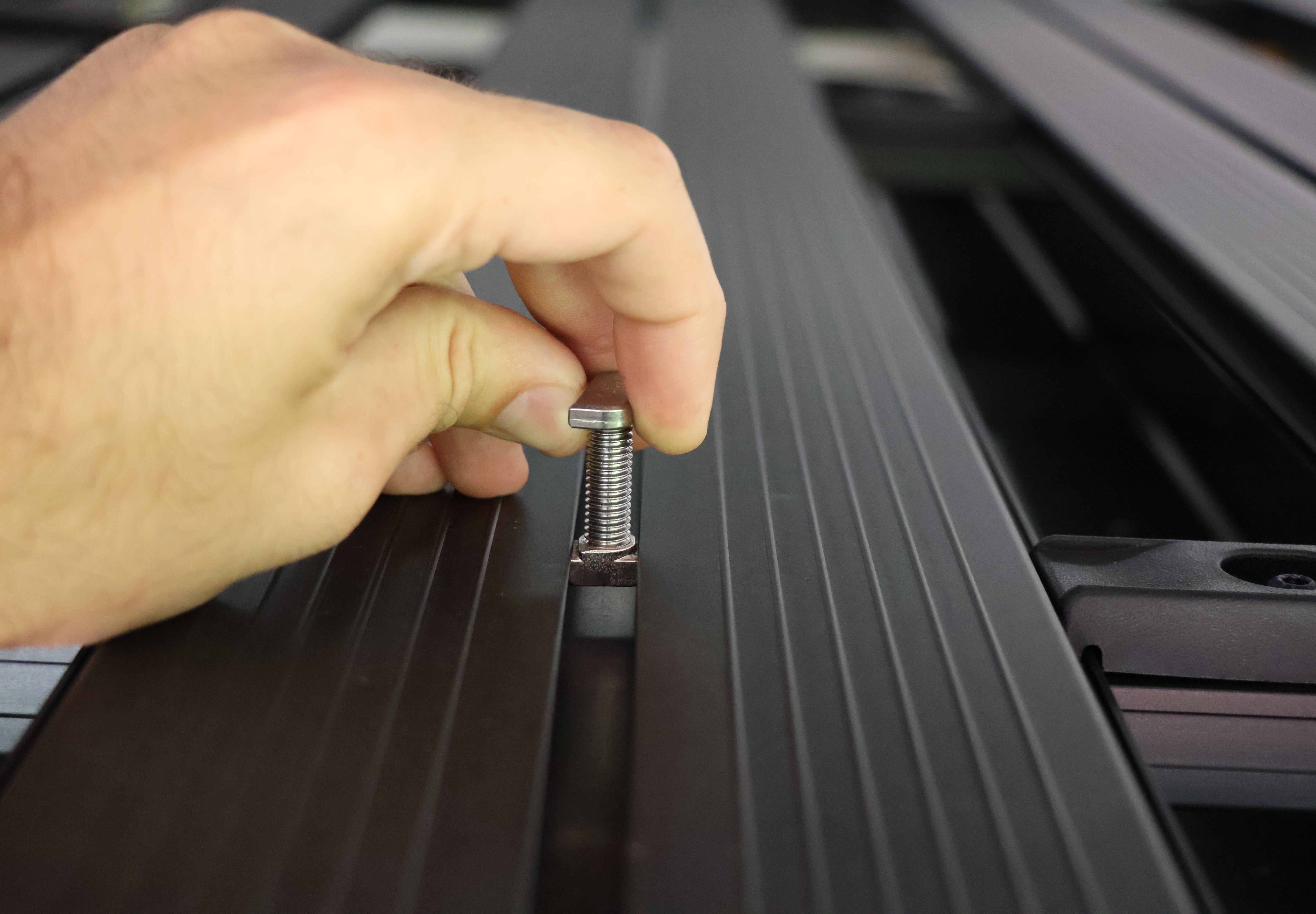 4x Drop in T-Nut M8 for Aluminium Roof Racks