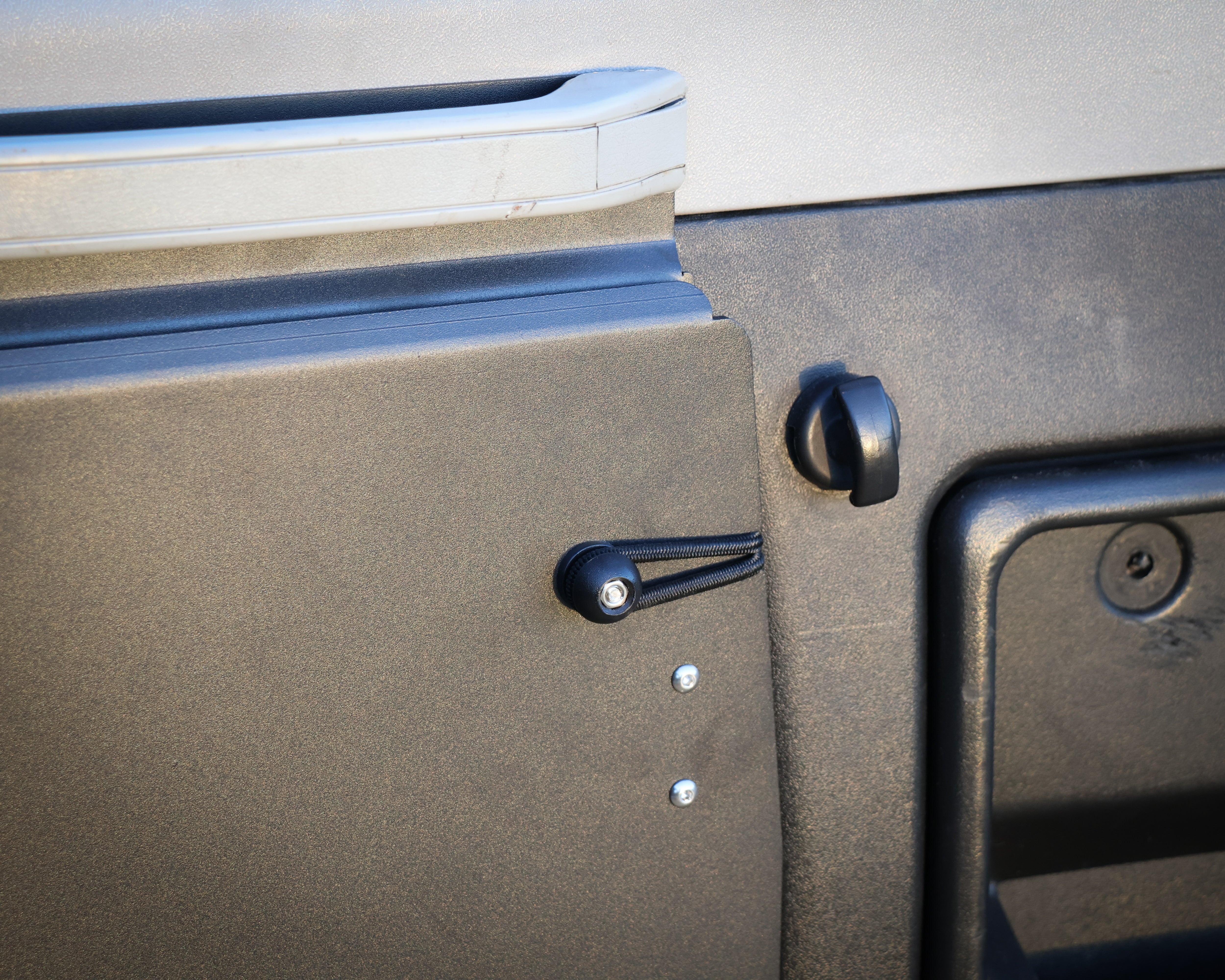 Slimline Rear Door Table for Mitsubishi Pajero NM-NP (2000-2006)