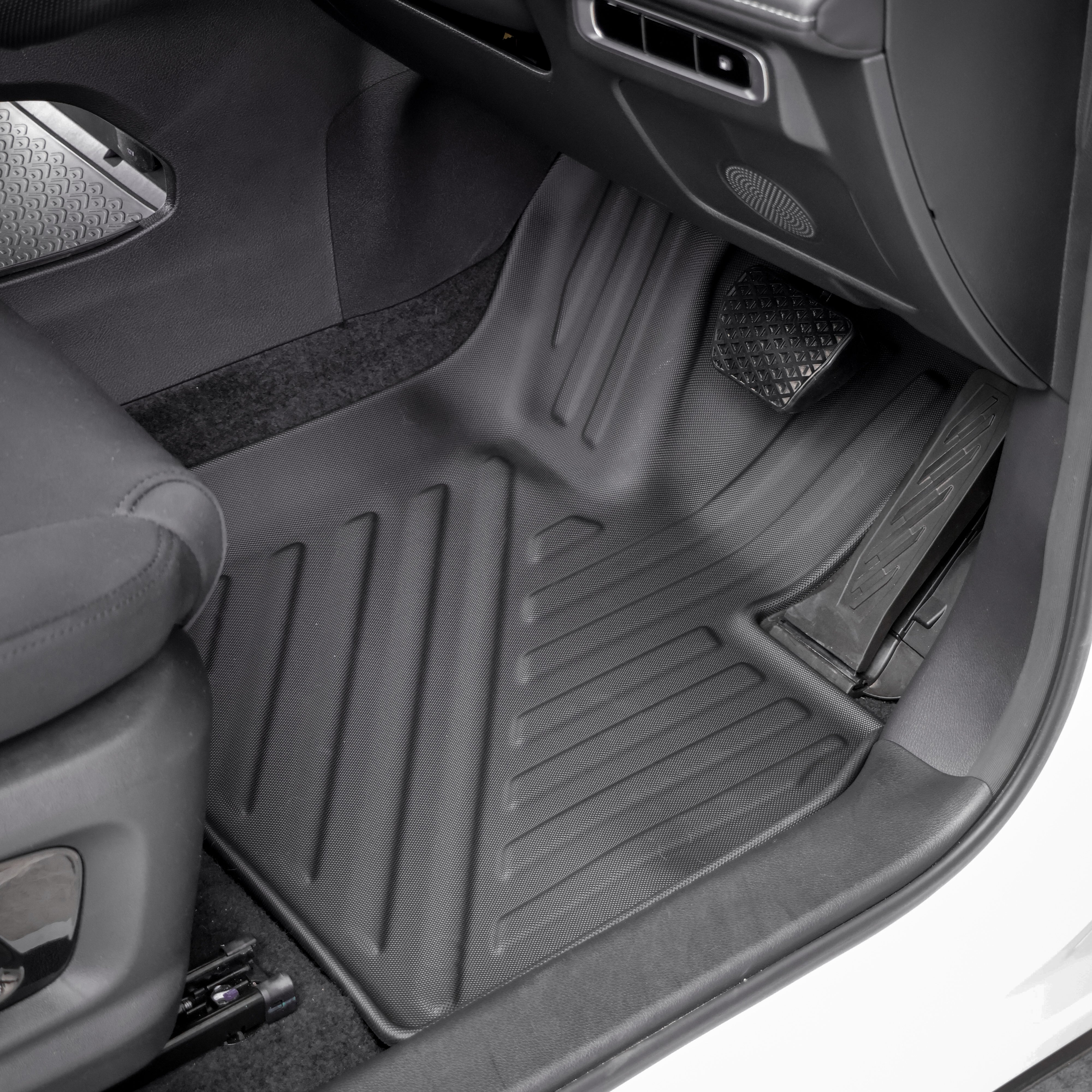 Precision-Fit 3D TPE Floor Mats for Chery Tiggo 7 Hybrid (2025 Onwards)