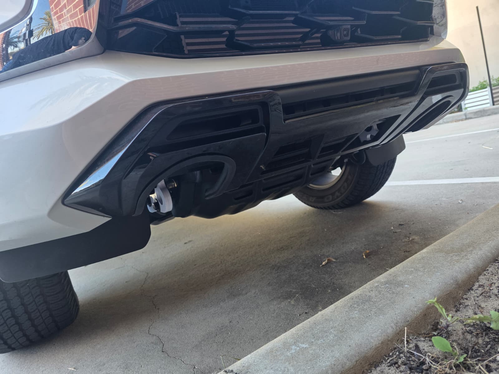 Heavy-Duty Recovery Points for Triton/Pajero Sport MQ MR QE QF (2015-2023)