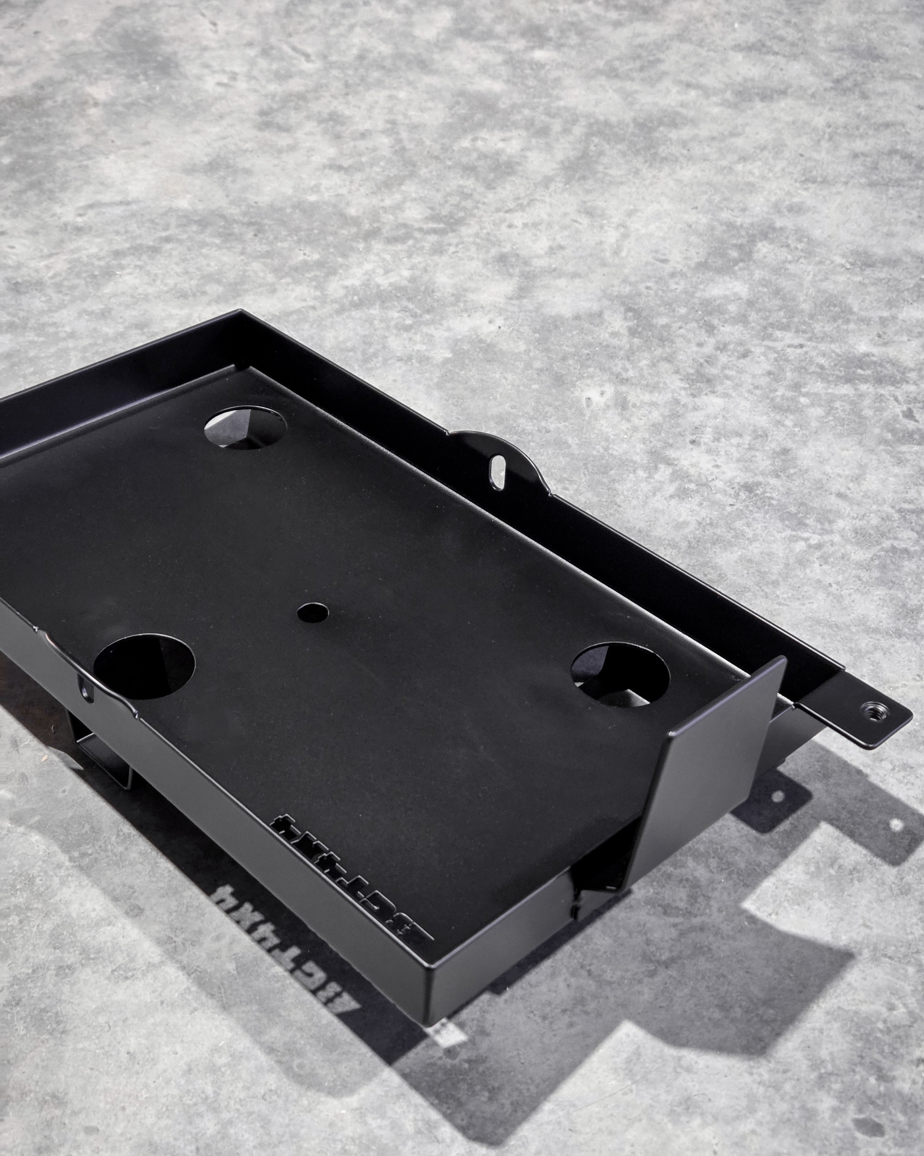 Steel Tray Battery Holder for Mitsubishi Pajero NM-NX (1999-2021)