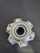Japanese Wheel Bearing Hub for Mitsubishi Pajero NS, NT, NW, NX (LWB, 2006–2021)