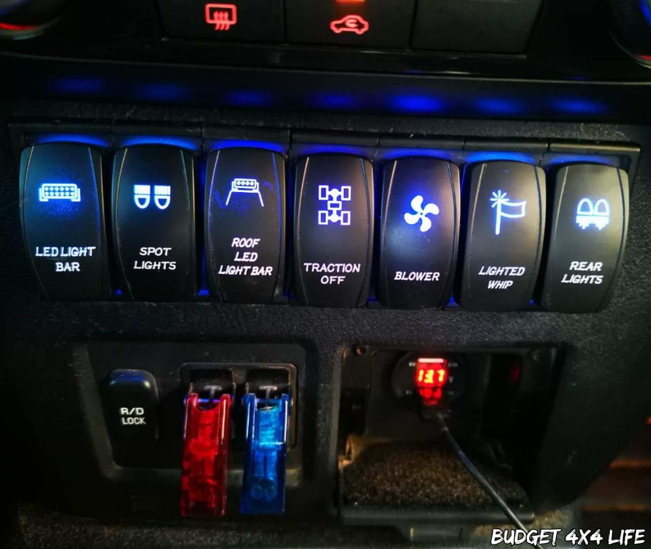 Rocker Switch Housing for Mitsubishi Pajero NS, NT, NW, NX (2006–2021)